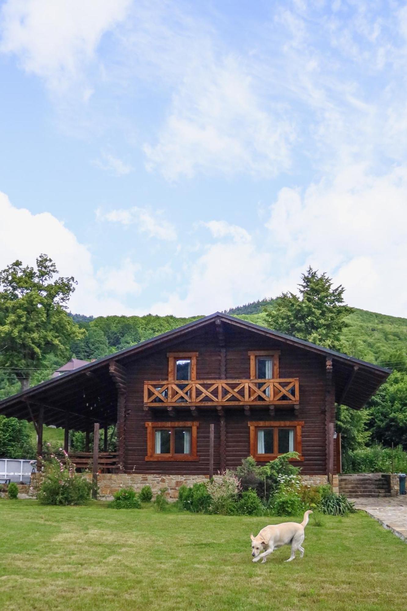 Сottage "Ksenija" Котедж "Ксенія" Skole Exterior foto